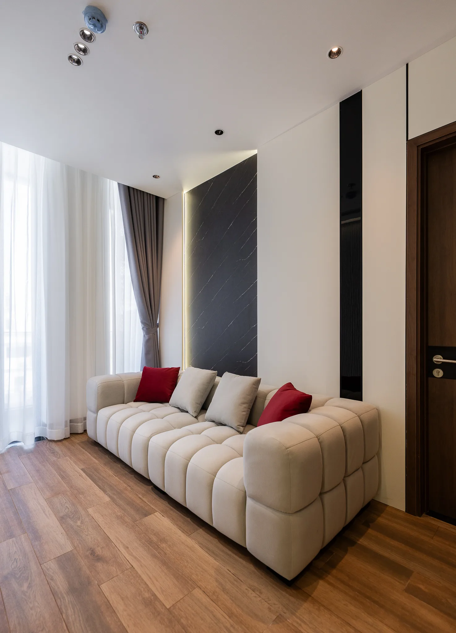 aqua-apartment-thi-cong-can-ho-cao-cap-5